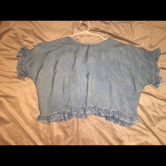 Shirts - Picture 6 of 8